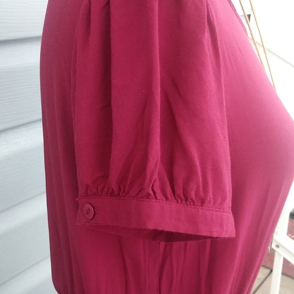Saint & noble cranberry dress size medium - Picture 4 of 5